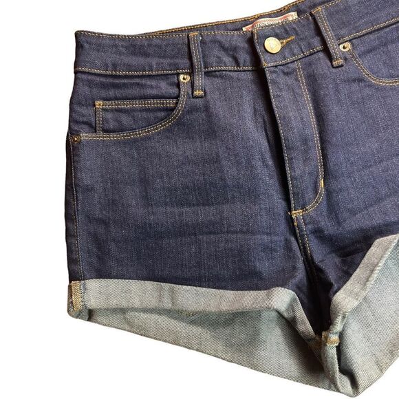 Vintage 1990s Guess Dark Wash Cuffed Denim Shorts - Picture 6 of 10